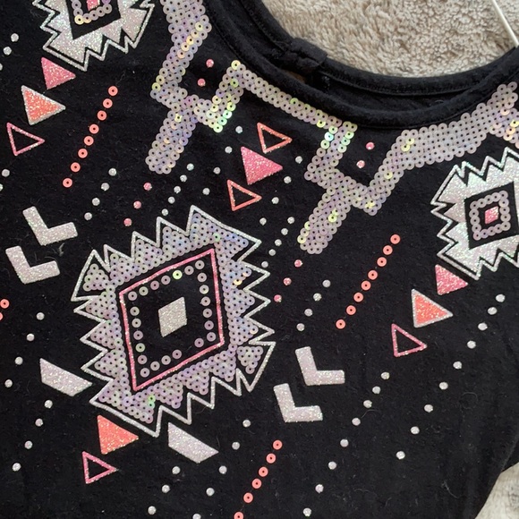 Aztec Top - Picture 2 of 6